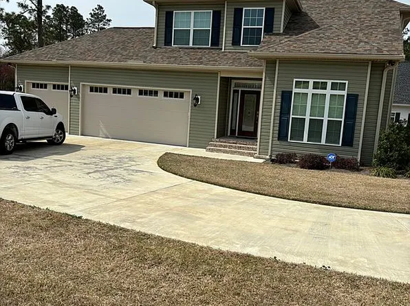 56 Packer Pride Dr SE, Moultrie, GA 31788