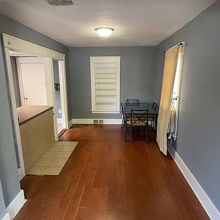4th image of 508 Johnson St