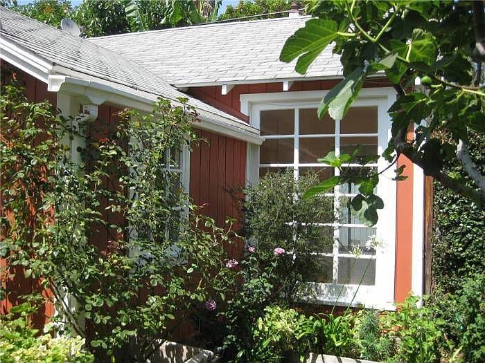 Front View-Bay Window