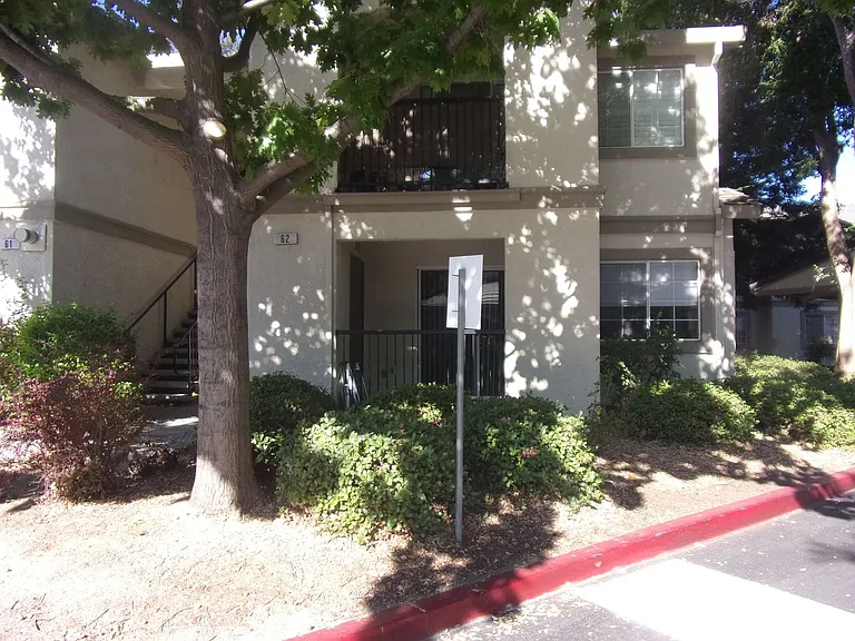 2001 Eastwood Dr #62 — Photo 13
