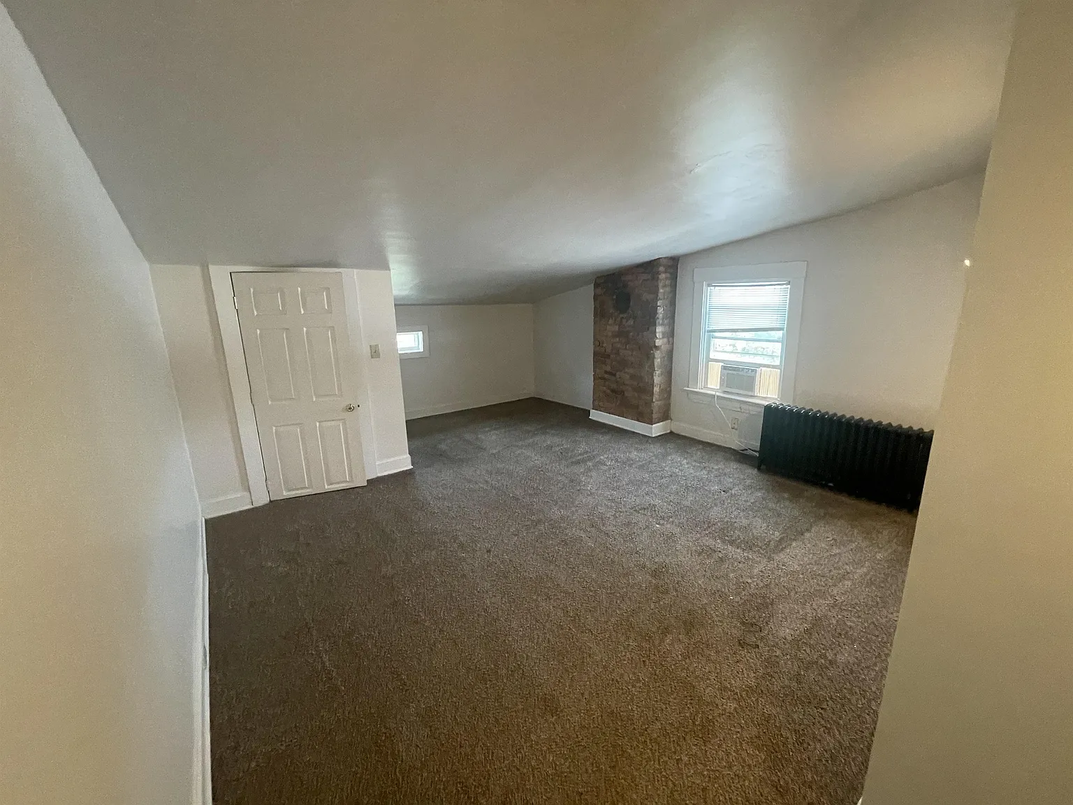 455 Warner Street - 2 — Photo 4