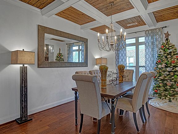 5th image of 509 Kirkwall Cir