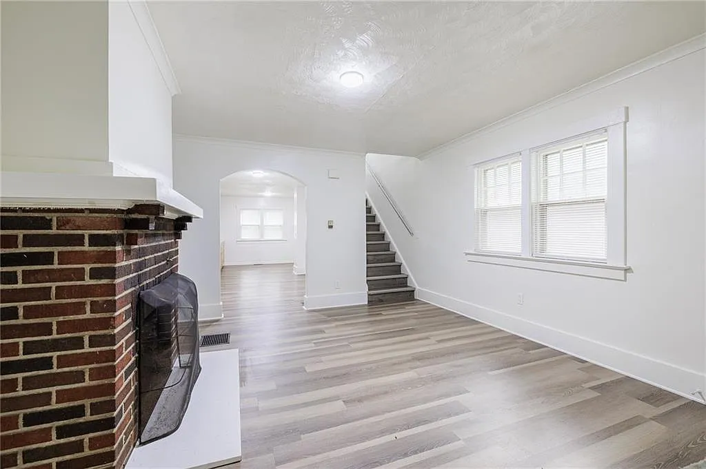 2 bed, 1164 sqft, $1,500 — Photo 3