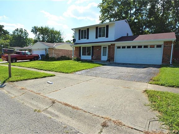 3rd image of 7841 Fernbank Ct