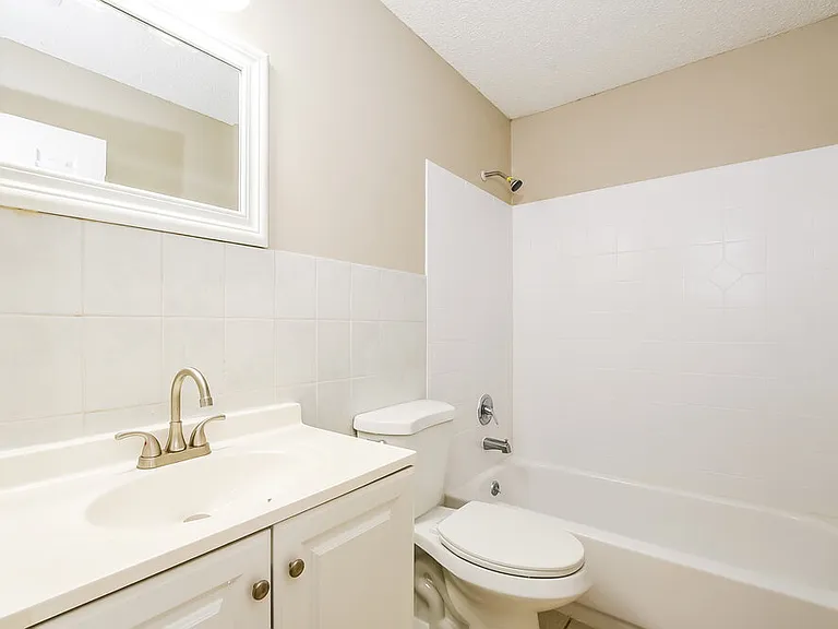 4314 Pine Hill Cir — Photo 15