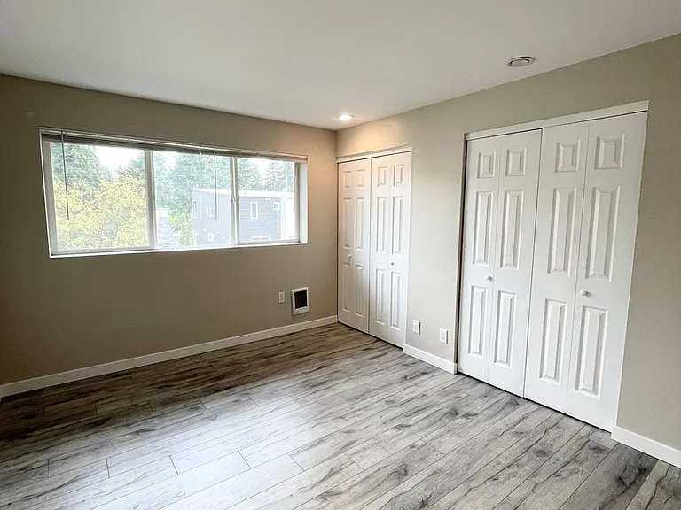 14320 Roosevelt Way N #201 — Photo 10