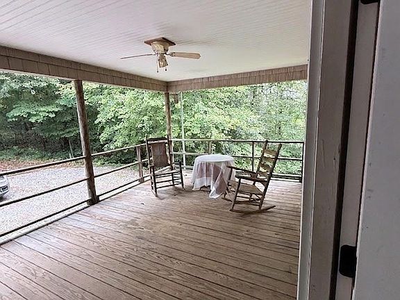 5th image of 275 Pine Ridge Rd