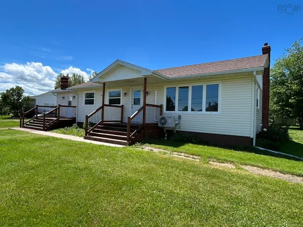 826 Highway 1, Mount Denson, NS B0P 1L0
