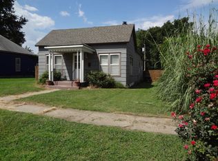 1019 S Grant Ave, Chanute, KS 66720