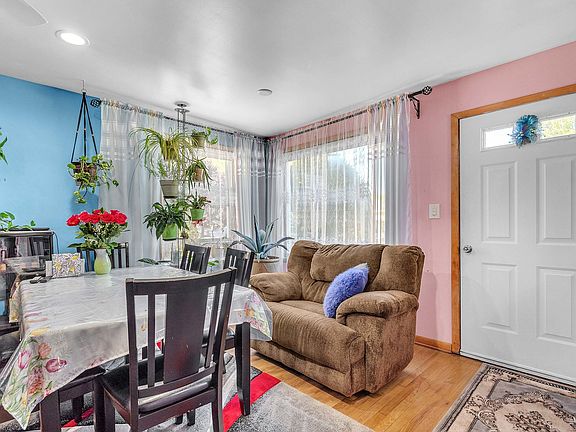 3rd image of 3624 Elder Ln