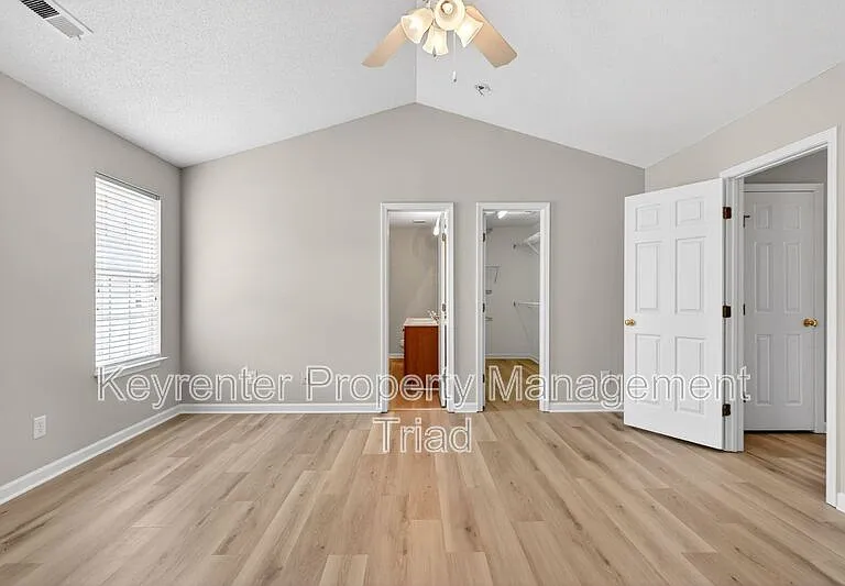 2703 Stafford St — Photo 13