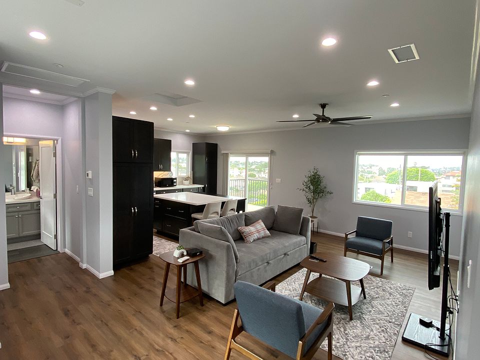 living room and kitchen top level
