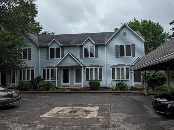 302 E Ann Arbor Trl, Plymouth, MI 48170