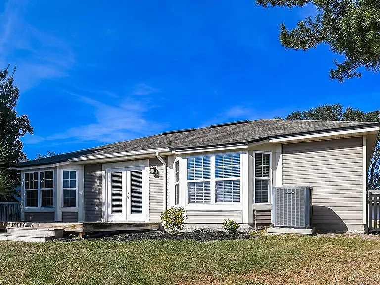 2936 Waters View Cir — Photo 15