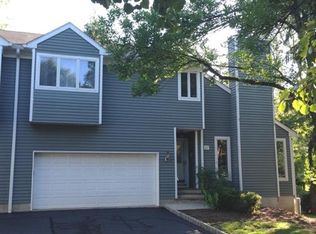 47 Meadowview Ln, Berkeley Heights, NJ 07922