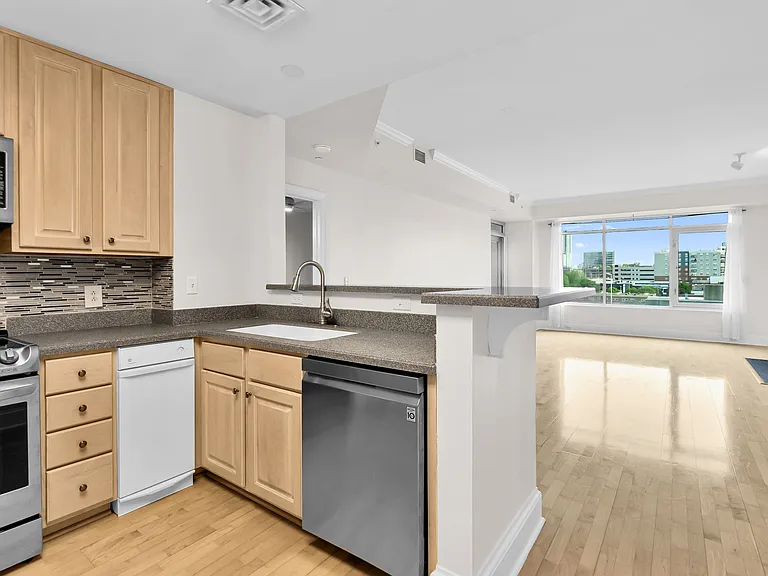 510 Glenwood Ave #510 — Photo 35
