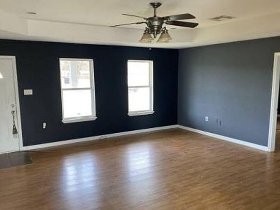 Additional Living Room