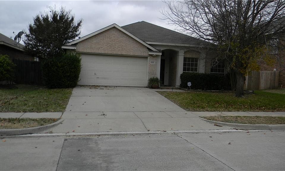 1st image of 8117 Chamizal Dr
