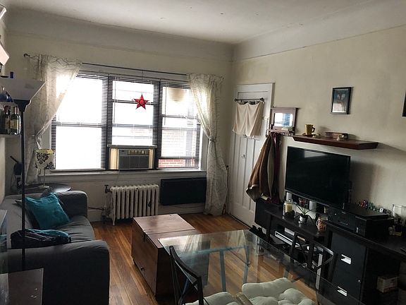 4th image of 39-11 210th St #7