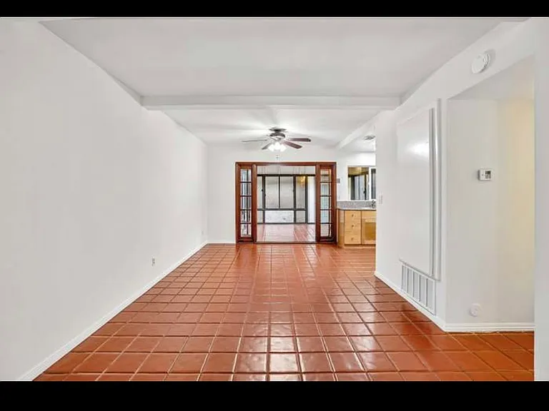 15210 Shadybend Dr #40 — Photo 7