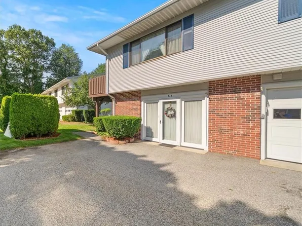 614 Pocasset Ct, Warwick, RI 02886