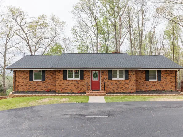 141 Reid Rd, Lexington, VA 24450