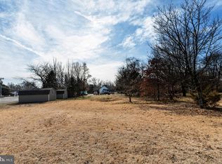 Garden Rd, Elmer, NJ 08318