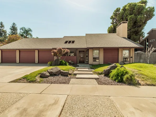 1531 E Avila Drive, Tulare, CA 93274