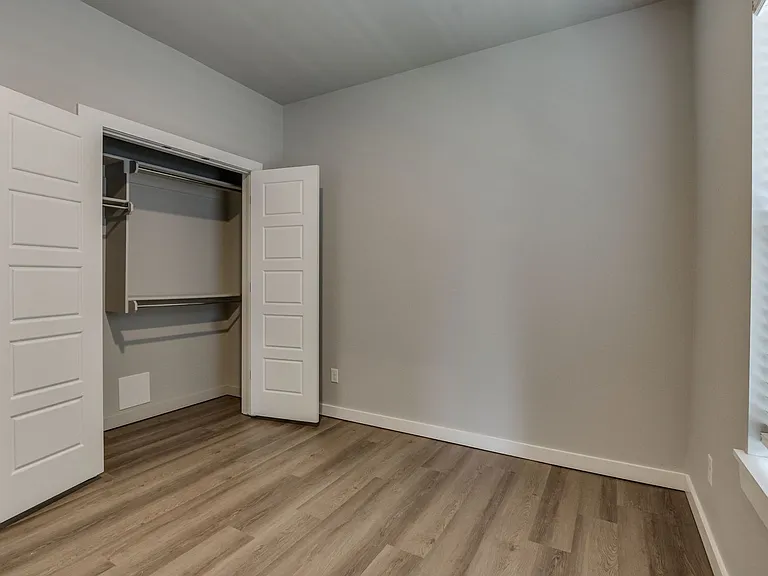 10608 Glover River Dr — Photo 30
