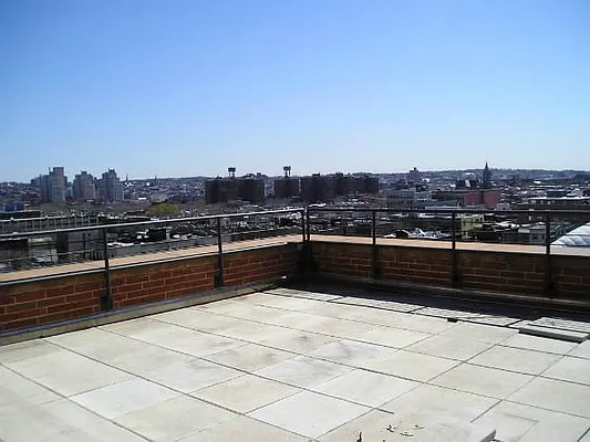 Rented by Level Group | media 7