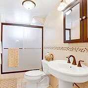 3rd image of 167 Ebbitts St