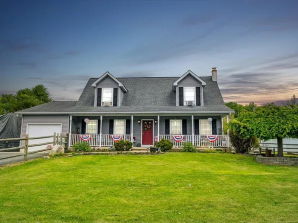 623 Kunkletown Rd, Kunkletown, PA 18058