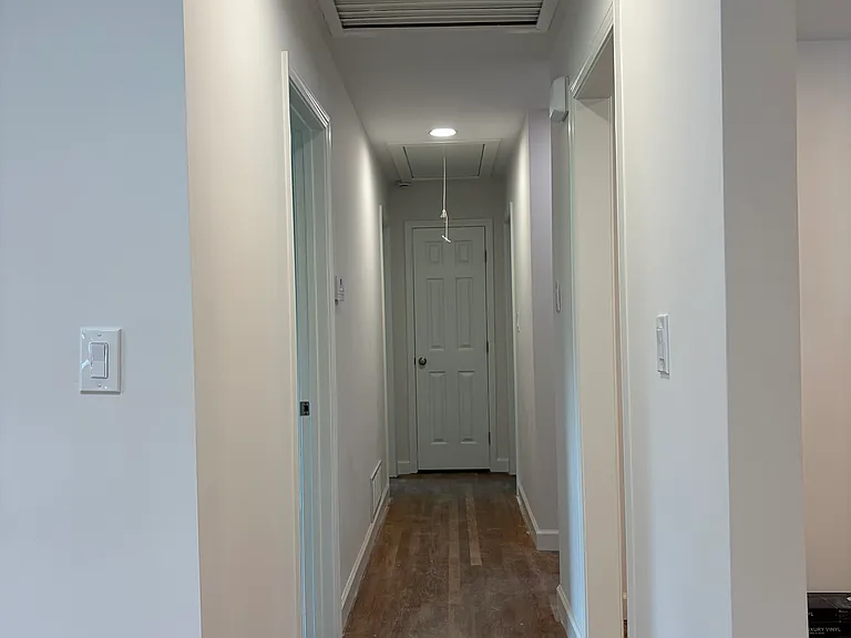 444 Maxwell Rd — Photo 3