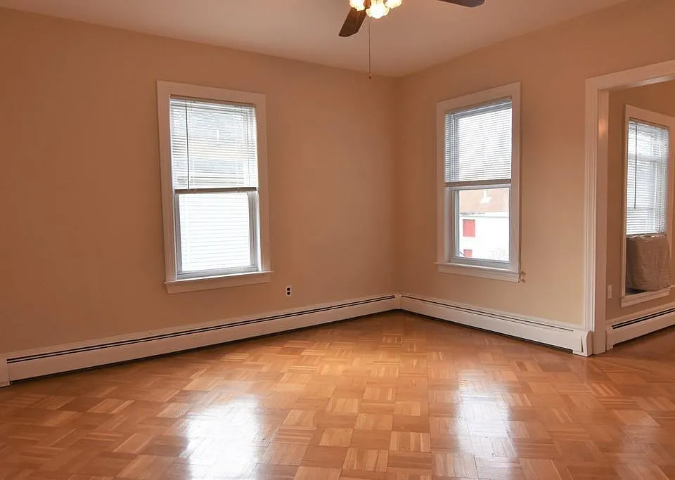 80 Cedar St #2