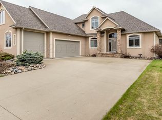 1927 Princeton Ln, West Fargo, ND 58078