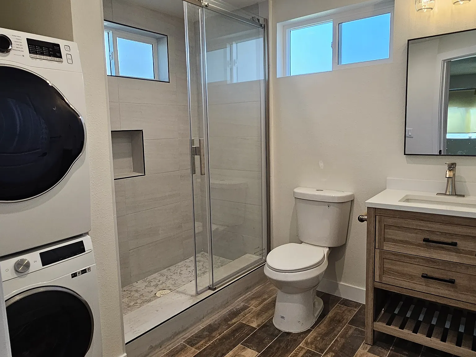 Studio, 425 sqft, $1,800 — Photo 4
