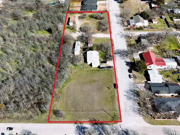 1307 Irvin St, Bridgeport, TX 76426