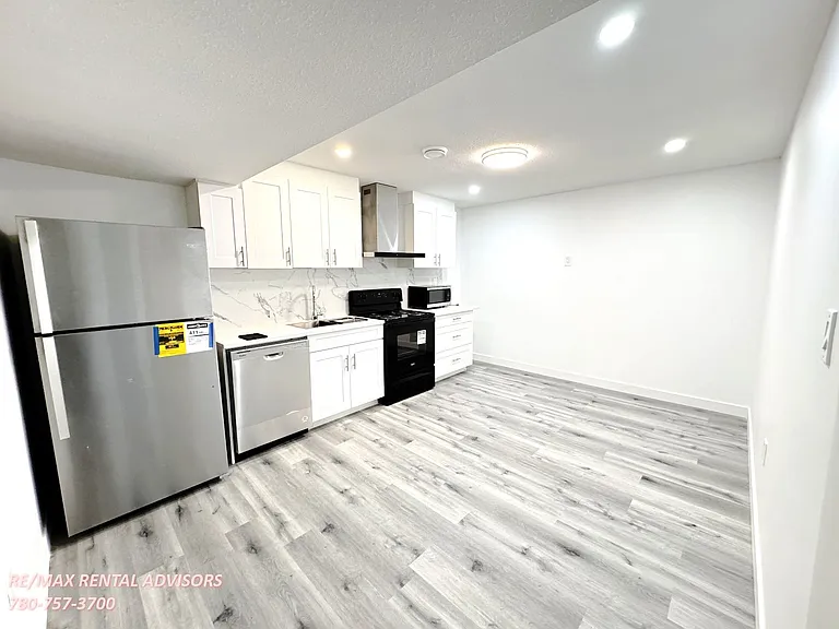 1002 Daniels Loop SW #BASEMENT — Photo 4