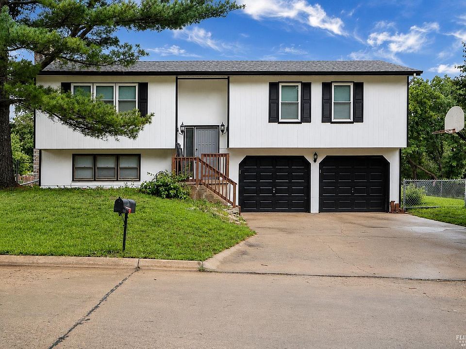 1st image of 1300 Frontier Ln