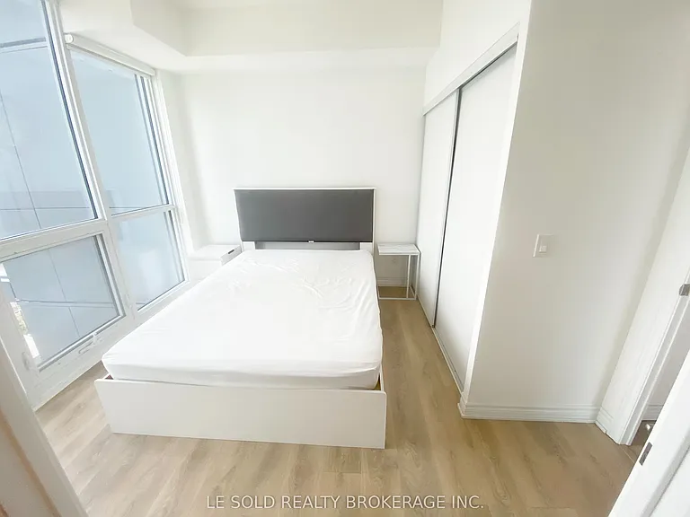 38 Forest Manor Rd #904 — Photo 13