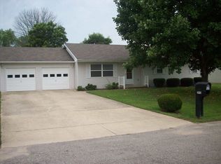 205 Georgian Ln, Logansport, IN 46947