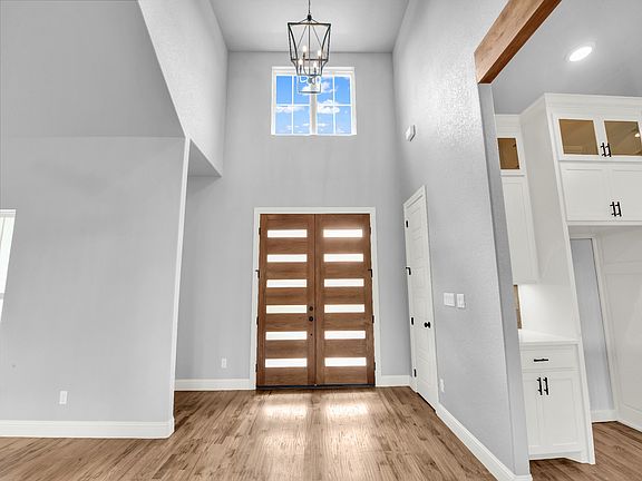 5th image of 544 Aermotor Loop