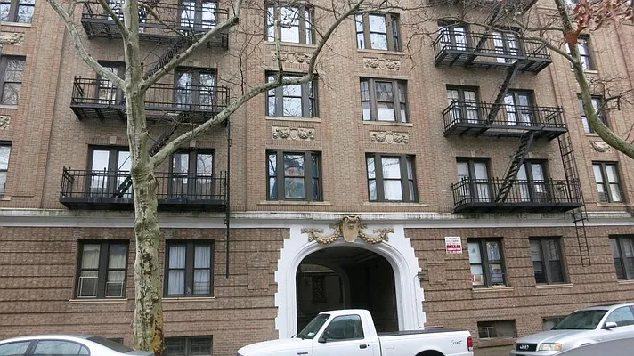 Rented by 311 Realty | media 16