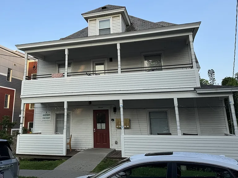 11 Hungerford Ter #2 — Photo 1