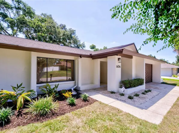 606 KNOLLWOOD DRIVE, LARGO, FL 33770
