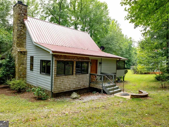 288 Wild Horse Cove Cir, Cleveland, GA 30528