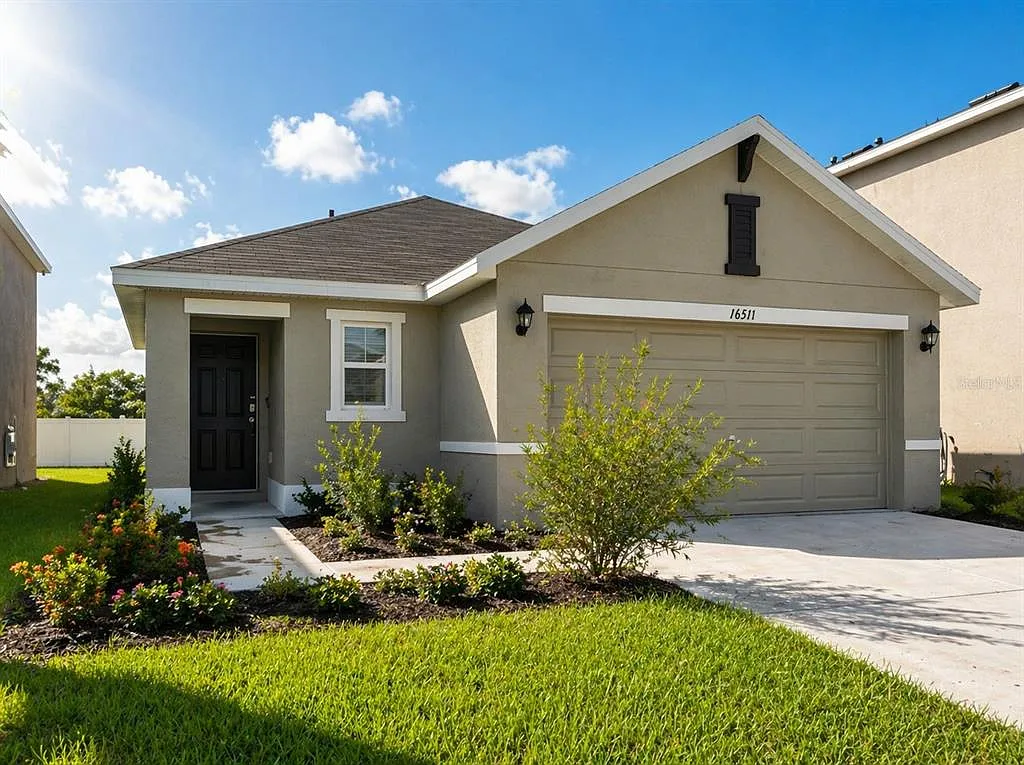 3 bed, 2.0 bath, 1516 sqft, $2,250 — Photo 1