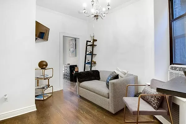 Rented by Living New York | media 1