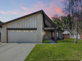 325 N Nueve Ct, Camarillo, CA 93012