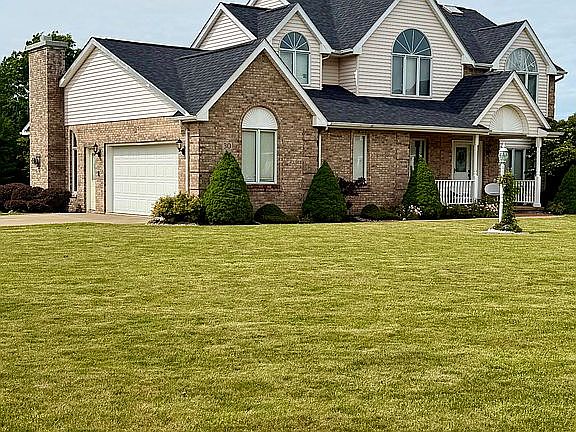 2nd image of 30 Ashwood Ln
